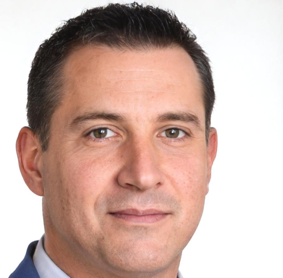 Portrait de Fabien Moreau, expert en gestion de salon